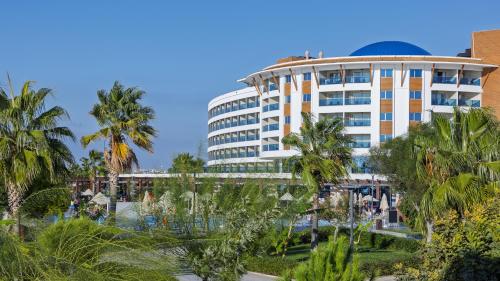 Aquasis De Luxe Resort & SPA - Ultra All Inclusive - Tap to explore photos