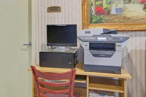 Travelodge by Wyndham Parsippany - image 12