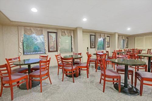 Travelodge by Wyndham Parsippany - image 14