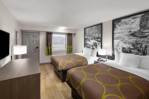 Super 8 by Wyndham Charleston WV in Charleston (WV)