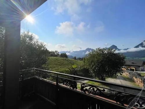 Mountains & Lake Boutique Apartment in St. Wolfgang, Österreich
