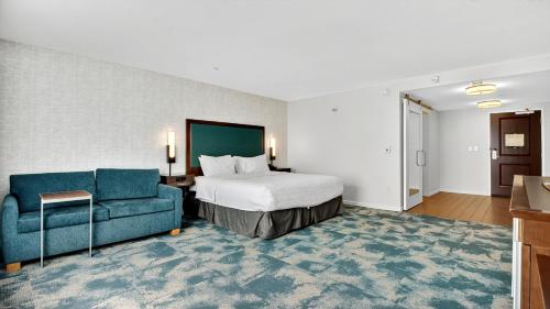 Hampton Inn & Suites Chippewa Falls - image 14