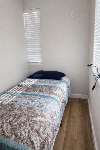 Santa Ana Love Home in Santa Ana (CA)