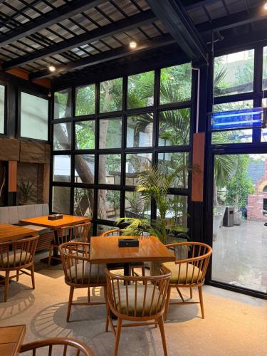 Restoran, Hamsun Suites  in Karachi