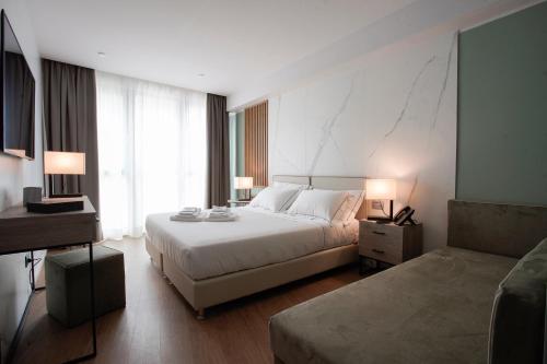 Hotel Byron in เลริชิ