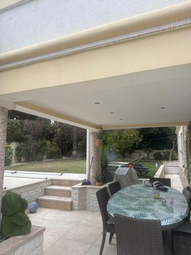 Studio proche mer avec piscine Cros de cagnes - Tap to explore photos