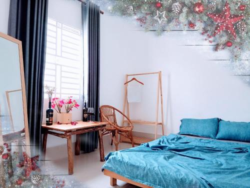 Adora Central Park hostel with rooftop and floating market tour, Can Tho