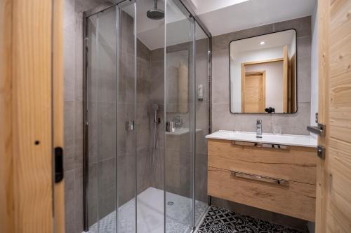 Shower, Appartement Hermine in Meribel