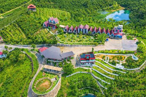 . Quinn Homestay