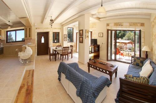 Idalia Villas - Villa Katerina gîte à louer Andipáta