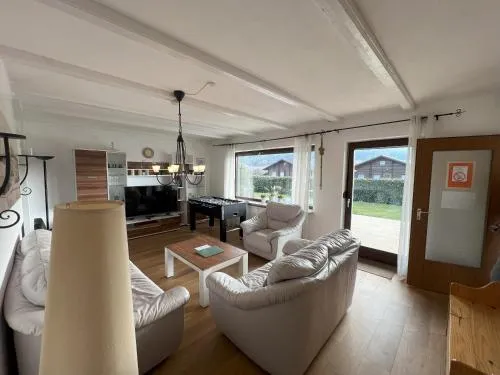 Haus 68 Bergblick Fewo 2 unten in Arrach, Deutschland