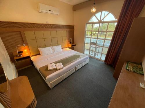 Coral Bay 1 Bedroom apartment – khách sạn tại Khor Fakkan