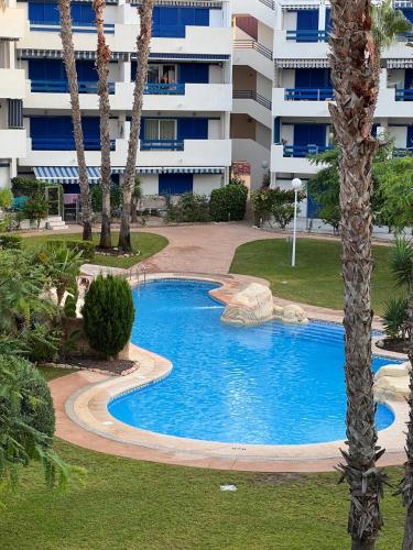 La Calma Viola Appartment near Zenia Boulevard