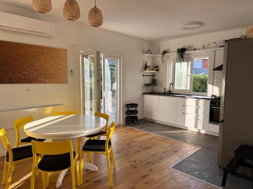 Cozy house Pavicic in Poljica Hvar in Zastražišće