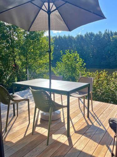 Balcony/terrace, Tinyhouse Seetraumchen direkt am See mit Terrasse fur 4 in Bodenwöhr