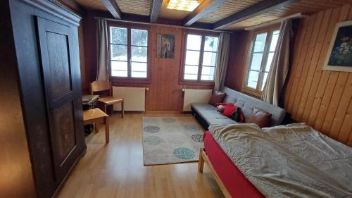 Familienzimmer mit Bergblick in Emetena