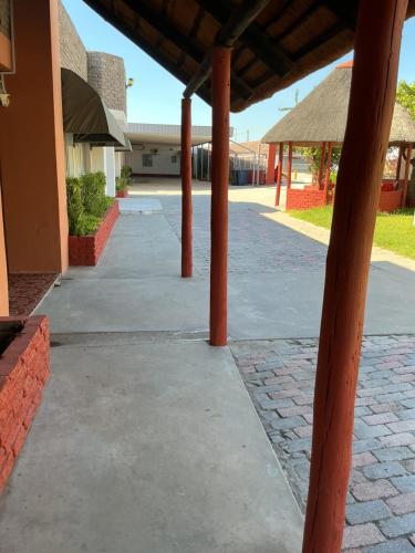Išorė, Punyu International Hotel in Ondangwa