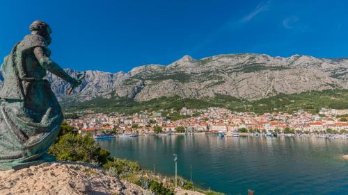 Apartman Tara - Makarska by Villas Guide - image 2