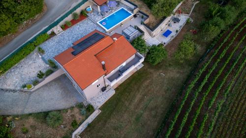 Villa Klarita - Makarska by Villas Guide in Drum