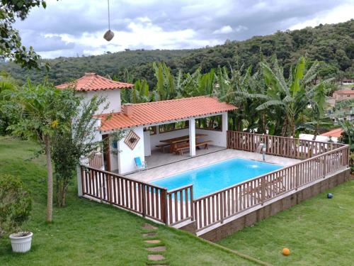泳池, Sítio da Serra em Ouro Preto MG - POUSADA (Sitio da Serra em Ouro Preto MG - POUSADA) in 卡舒埃拉杜坎波