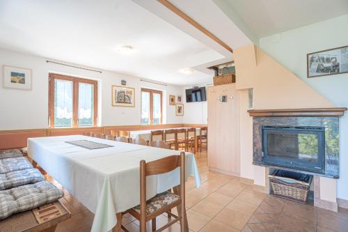 Iekārtas, Vineyard Cottage Vrbek in Roginska Gorca