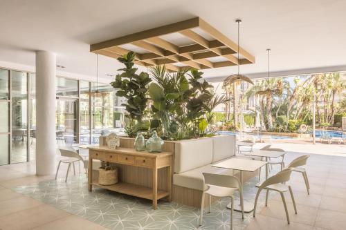AR Diamante Beach Spa Hotel - image 10