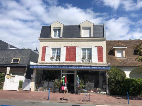 LES CHAMBRES de CATHERINE in Cabourg