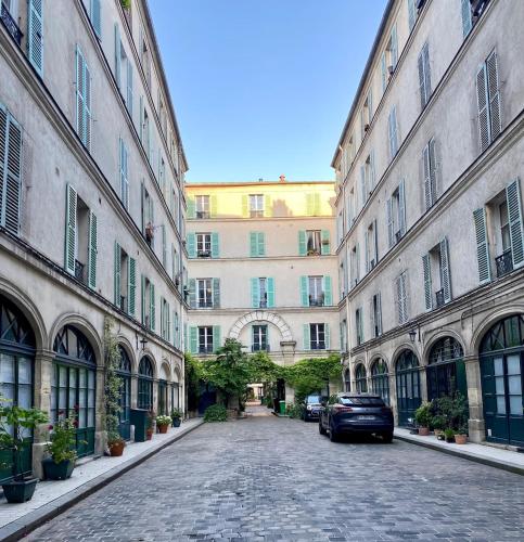Charming Parisian pied-à-terre!