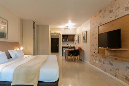 1 queen bed