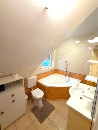 Aurora Premium Home - image 20