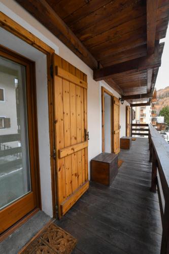 Rõdu/terrass, Sant'Orso Cozy Home in Cogne