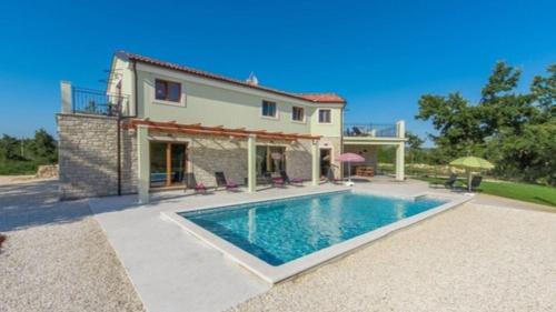 Villa Sole Mio by Villas Guide - image 2