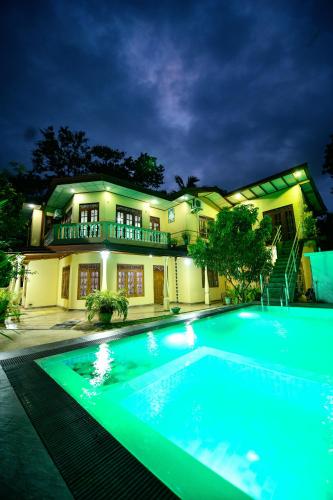 수영장, Wildlife Safari House in 우다왈라위