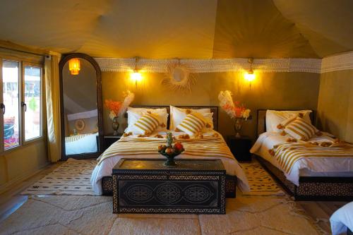6 double beds