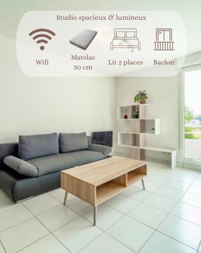 L Idylle Royale de Chatenoy Proche A6 Parking Facile et securise in Champforgeuil