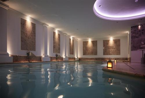 Paris j'Adore Hotel & Spa