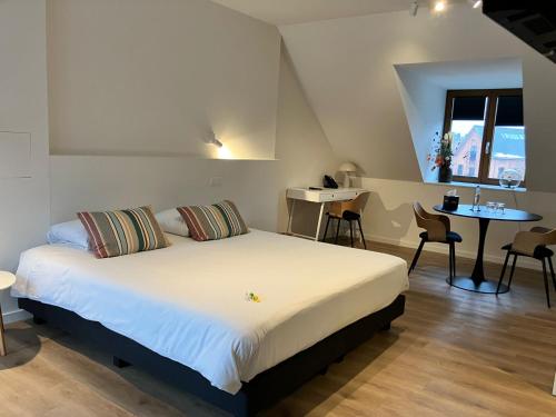 1 queen bed