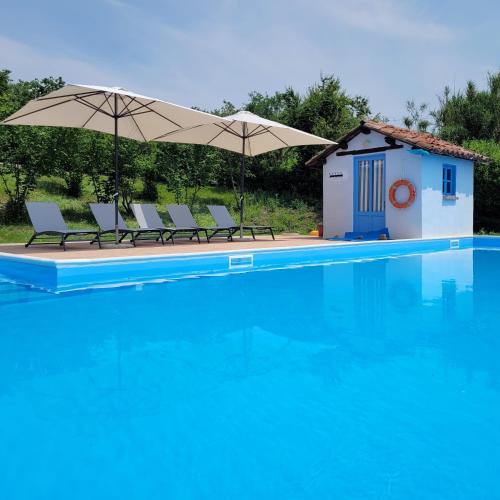 Skats, Appartamento Moscato in Cascina Marenco Langhe Country House in Cessole