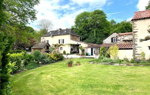 Nice Home In Jouqueviel With House A Panoramic View