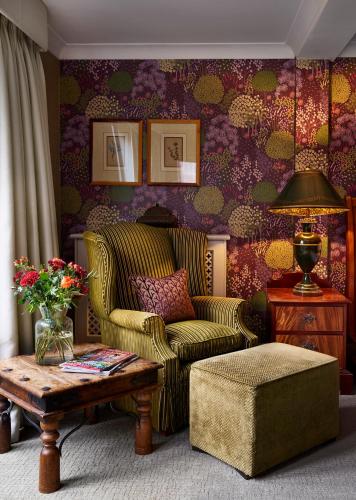 Langshott Manor Hotel