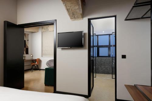 Anise Aluma Athens Tapestry Collection by Hilton - image 5
