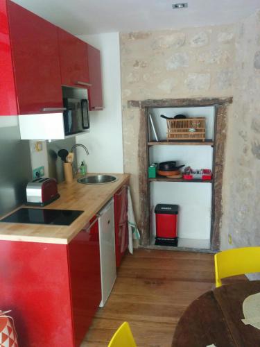 köök, Tour Duguesclin in Chauvigny (Poitou-Charentes)