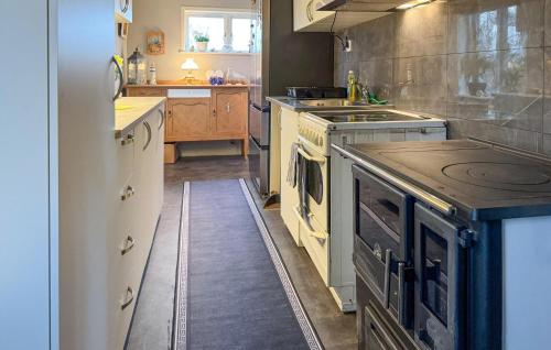 厨房, 2 Bedroom Gorgeous Home In Borgholm in 科平维克