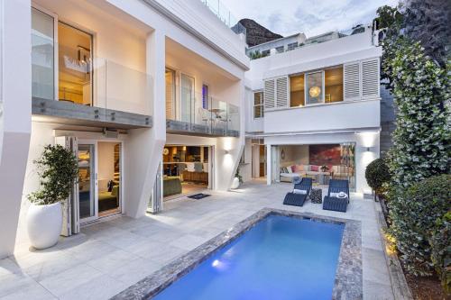 Clifton YOLO Spaces - Clifton Private Beach Villa - Cape Town