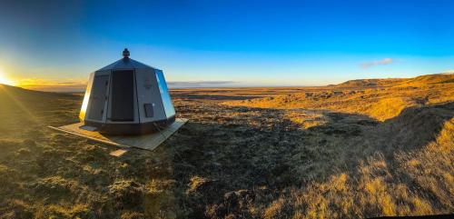 Adventure Stay in Solheimahjaleiga