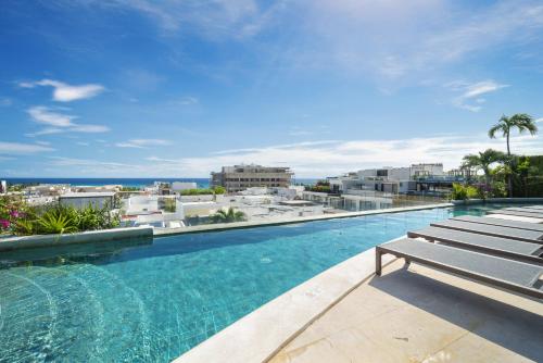 2 Bedroom Condo with Pool - The Shore, Sasha I - 314