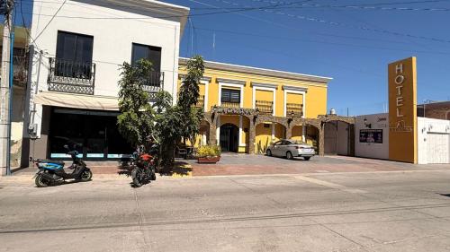 Hotel La Cazona Boutique in La Barca, Mexico