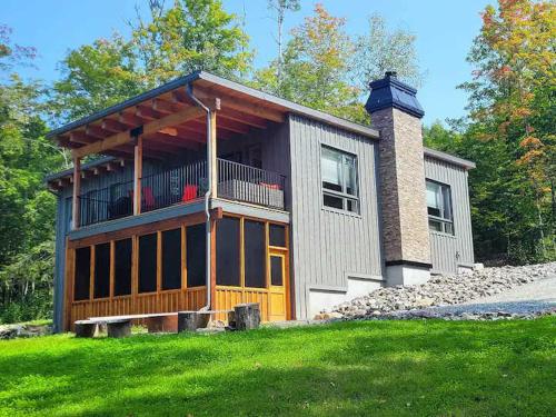 Spa Firepit & Nature - Chalet de la Colonie in Cantley (QC)