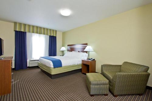 Holiday Inn Express and Suites Denver East Peoria Street, an IHG Hotel in Denver, USA