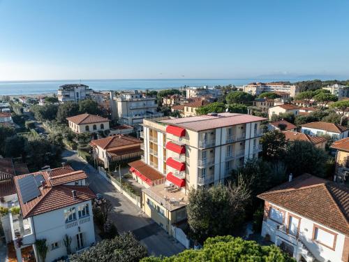 Зовнішній вигляд готелю, Hotel Sablé (Hotel Sable) in Маріна ді Піетрасанта